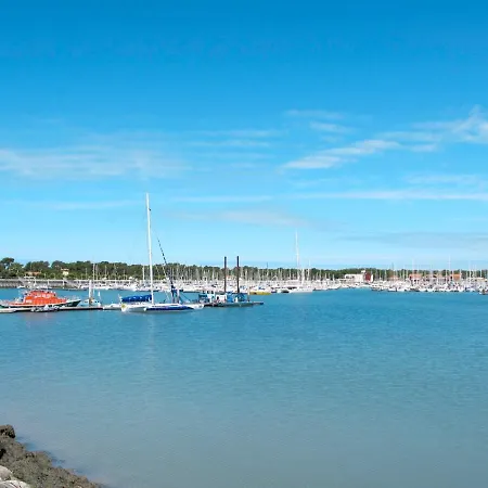 Les Alcyons By Interhome Apartment Le Verdon-sur-Mer